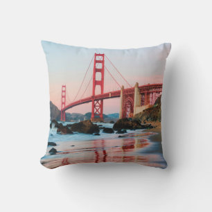 Golden gate bridge throw pillow