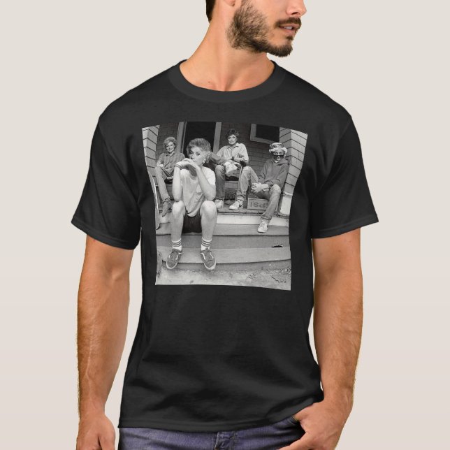 Golden Girls  Minor Threat T-Shirt Essential T-Shi (Front)