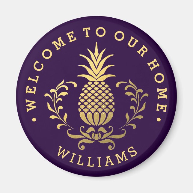 Golden Pineapple | Elegant Welcome Magnet (Front)