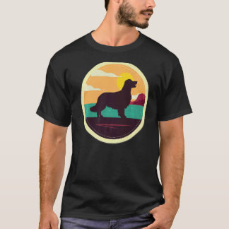 Golden Retriever Dog Retro  2 T-Shirt
