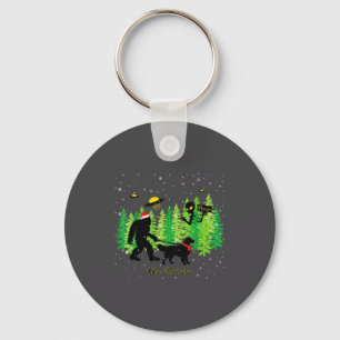 Golden Retriever Funny Bigfoot Christmas Alien Ufo Keychain