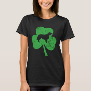 Golden Retriever St Patricks Day Distressed Shamro T-Shirt