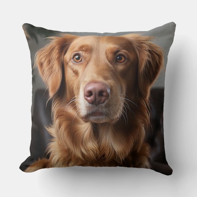 Golden Retriever Throw Pillow (Front)
