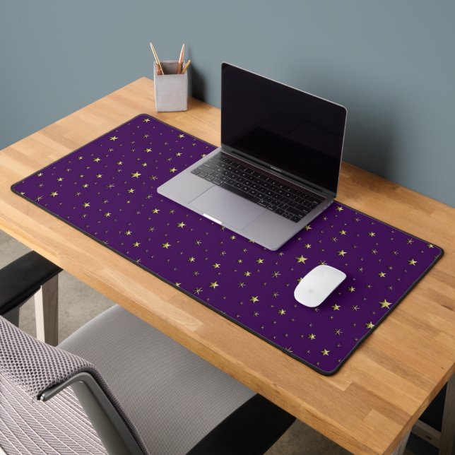Golden shiny stars on purple background desk mat (Office 2)