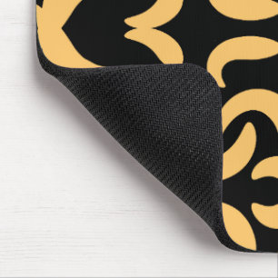 Golden worm mouse pad