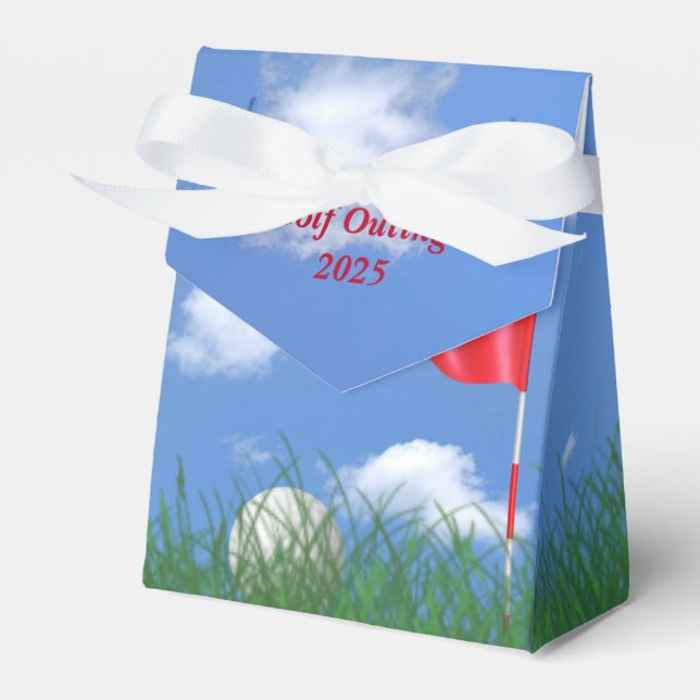 golf ball in grass favor box (Front Side)