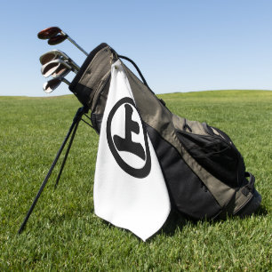 GOLF TOWEL HUNG TO ROUND