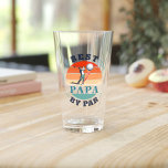 Golfing Dad Best Papa By Par Retro Birthday Glass<br><div class="desc">Golfing Dad Best Papa By Par Retro Birthday Glass. Perfect gift for Father's Day or dad's birthday. 

The text "PAPA" can be customized with any dad moniker by clicking the "Personalize" button above. Can also double as a company swag if you add your brand logo</div>