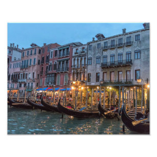 Gondolas à Dusk  Venice Italie Photo Print