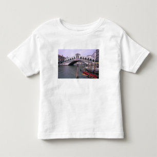 Gondolas and tourists near the Rialto Bridge Toddler T-shirt