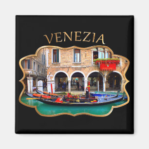 Gondolier in Cannaregio Magnet