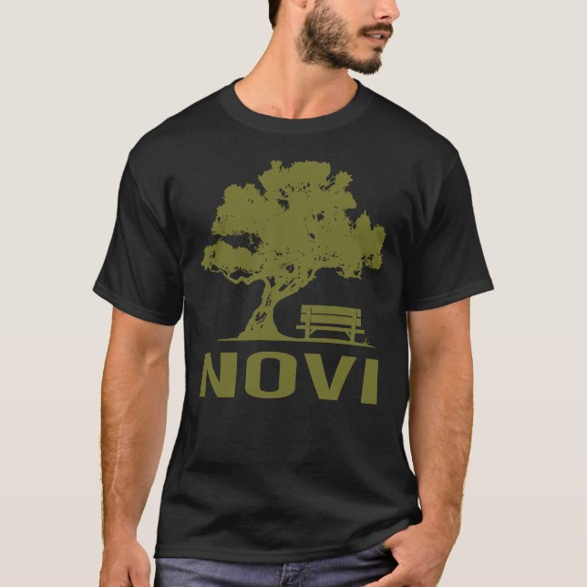 Good Moment Novi T-Shirt (Front)
