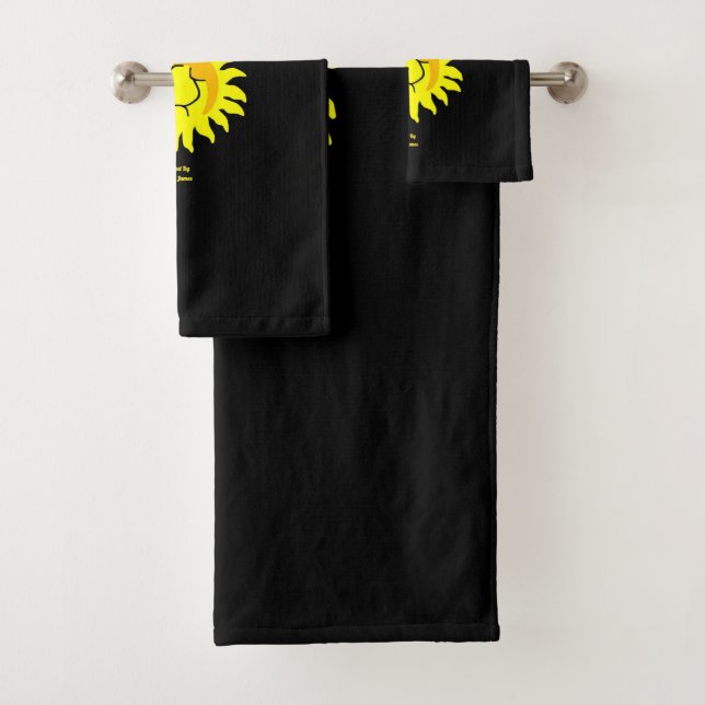 Good Night Sun Bathroom Towel Set (Insitu)