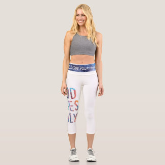 GOOD VIBES DREAM ONLY CAPRI LEGGINGS