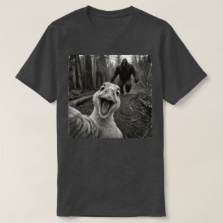Goose Bigfoot Funny Sasquatch Chasing Goose Vintag T-Shirt
