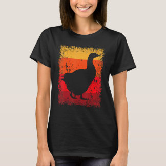 Goose Farm Agriculture Poultry Vintage Retro T-Shirt