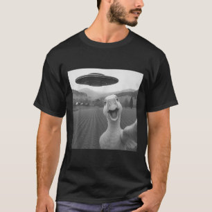Goose Selfie With Alien Ufo Funny For Men Women Ki T-Shirt