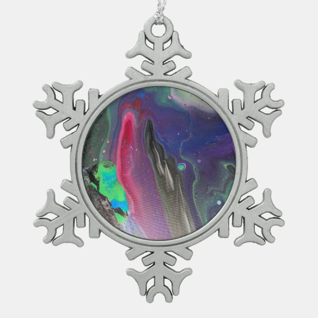 Gorgeous and exquisite Christmas tree ornaments! Snowflake Pewter Christmas Ornament (Front)