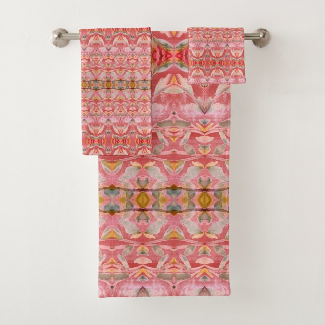 Gorgeous Bath Towel Set in Reds (Insitu)