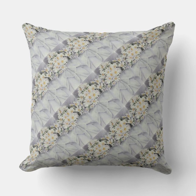 GORGEOUS DAISY BOUQUET PATIO PILLOW (Front)