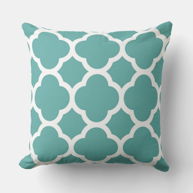 Gorgeous Shade of Blue Quatrefoil Pattern Throw Pillow (Front)