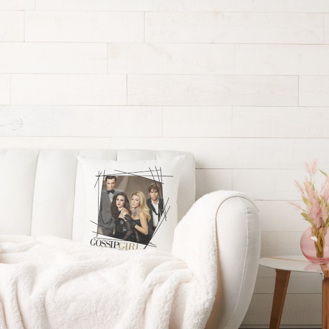 Gossip Girl Glamour Group Graphic Throw Pillow (Couch)