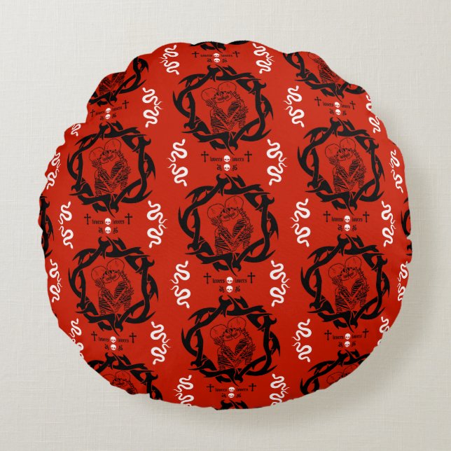 Goth Dark Romantic Lovers Gift Round Pillow (Front)