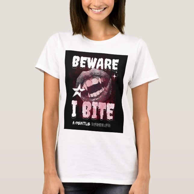 Goth Vampire T-Shirt BEWARE I BITE | Spooky Fangs  (Devant)