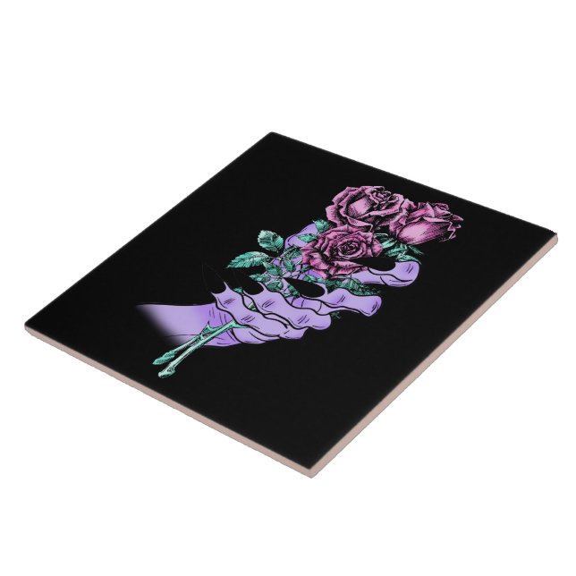 Gothic Bouquet Tile (Side)