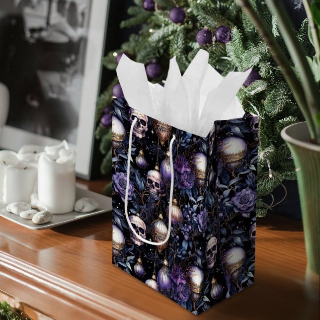 Gothic Christmas Tree Skulls Black & Purple Medium Gift Bag (Gothic Christmas Tree Skulls Black & Purple Medium Gift Bag)