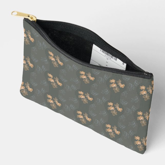 Gothic roses in muted colours pattern accessory pouch (Open)