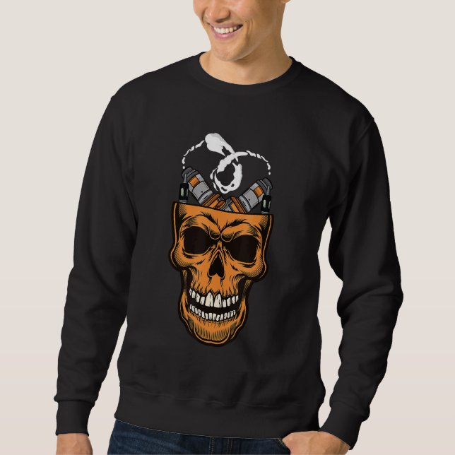 Gothic Skull Vape with Vaping MODs & Tanks (Front)