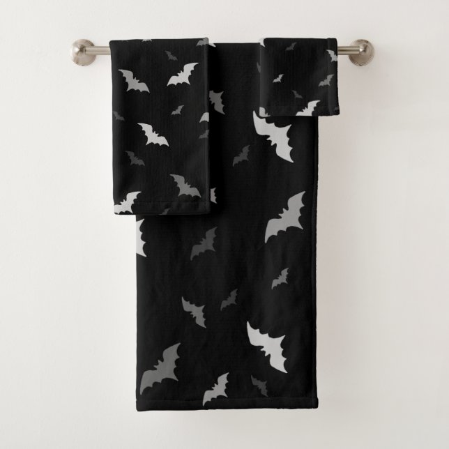 🦇 Gothic Vampire Bats Bath Towel Set (Insitu)