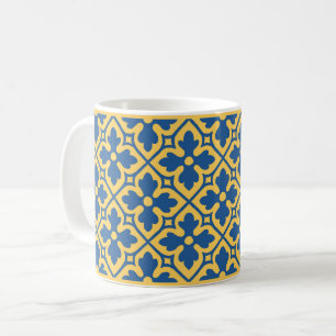 Gothique Revival Quatrefoil Café Mug