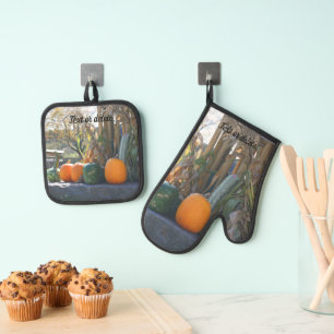 Gourds And Pumpkins Farm Stand Personalized Oven Mitt & Pot Holder Set