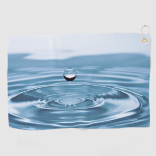 gouttelette d'eau tombant dans l'eau Serviettes