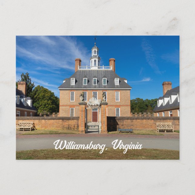 Governors Palace in Williamsburg VA Postcard (Front)