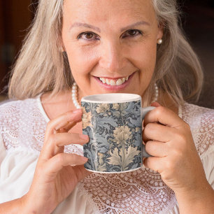 Graceful Retro Flowers Retirement Gifts for Mom Mug