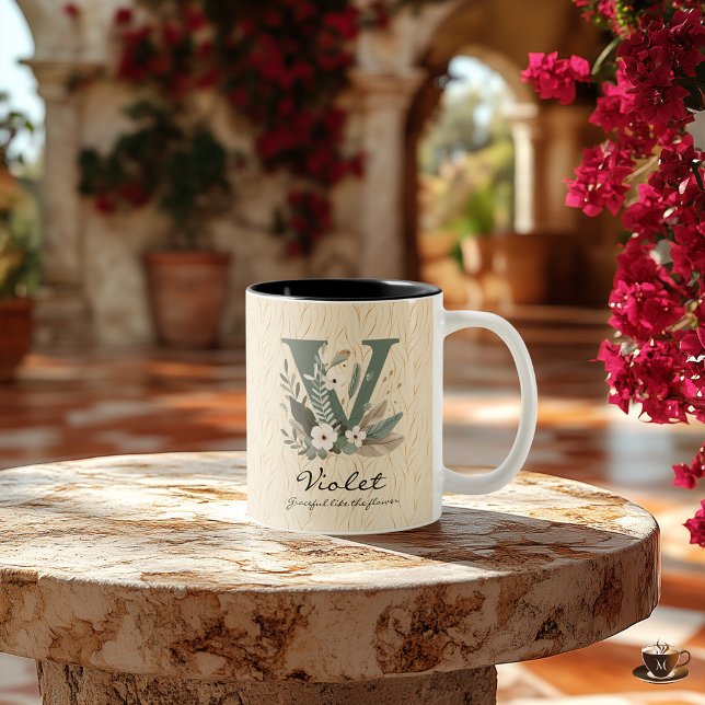 Gracity Boho Chic Floral Monogramme Mug pour Viole (Créateur téléchargé)