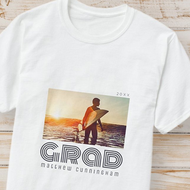 Graduate 20XX Retro Cool Simple Grad Year T-Shirt (Creator Uploaded)