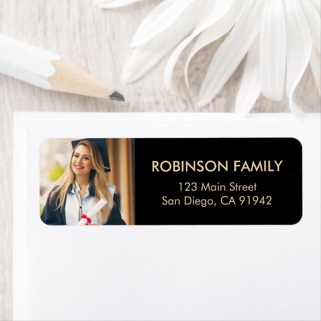 Graduate Photo Gold Script Modern Return Adresse (En situation)