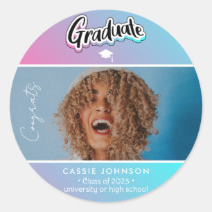 Graduation announcement classic round sticker