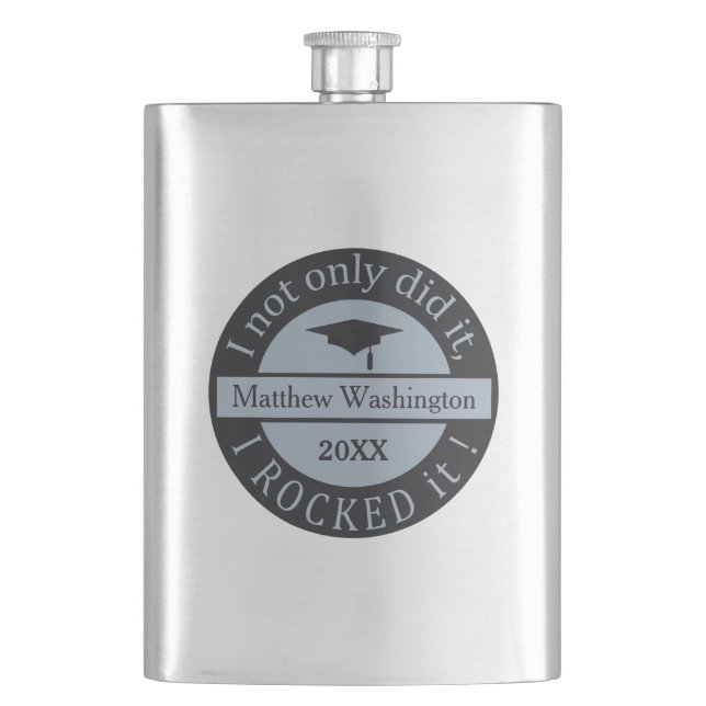Graduation custom name & year flask (Front)