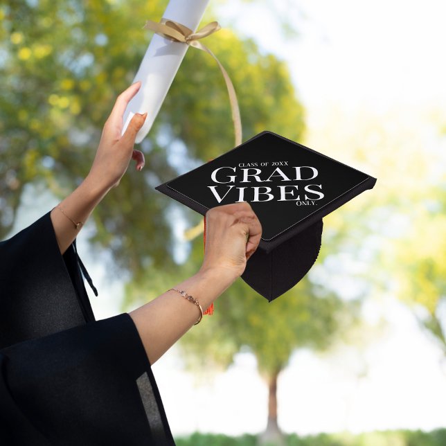  Graduation Vibes Only  Cap Topper (Graduation Vibes Only Graduation Cap Topper)