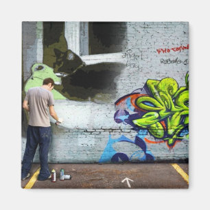Graffiti Wall Lucy Magnet