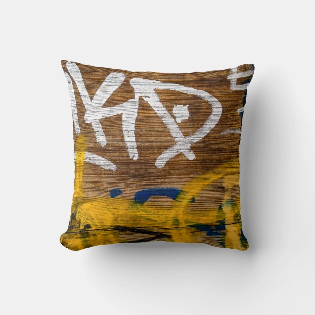 Graffity Holz - la madera de la pintada - Graffiti Throw Pillow (Front)