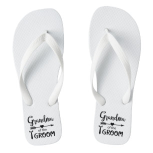 Grand-mère des tongs de la pièce