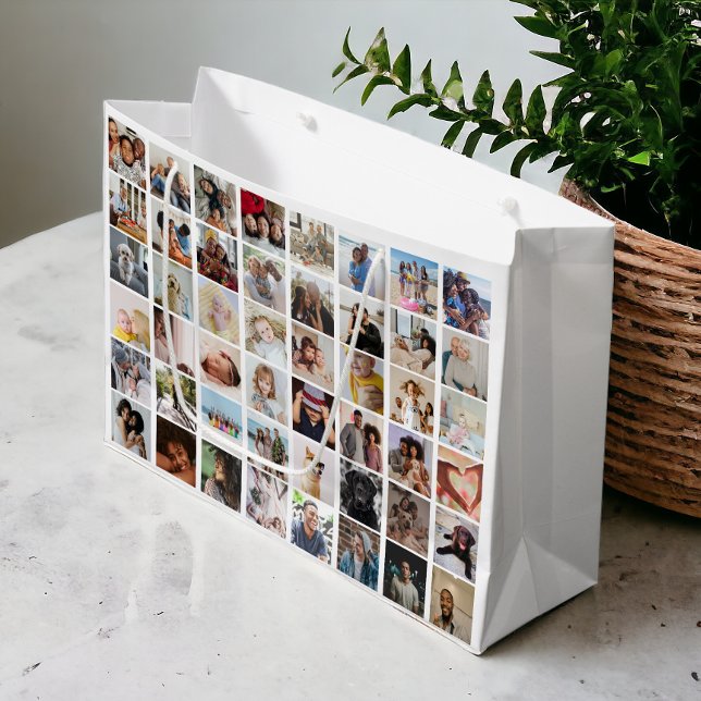 Grand Sac Cadeau 48 Photo Collage Modèle Faites votre propre plaisi (48 Photo Collage Template Make Your Own Fun Large Gift Bag from Ricaso. Add your own photographs.)
