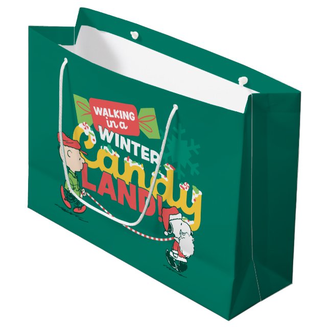 Grand Sac Cadeau cacahuètes | Marcher Dans Un Pays De Bonbons D'Hiv (Devant Angle)