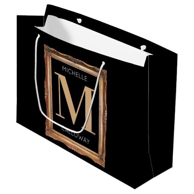 Grand Sac Cadeau Chic Monogramme noir et or (Devant Angle)